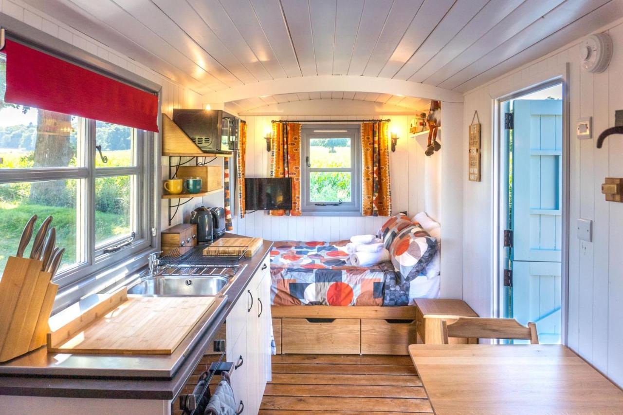 The Hideaway Hut - 1 Bed Shepherds Hut - Герефорд Екстер'єр фото